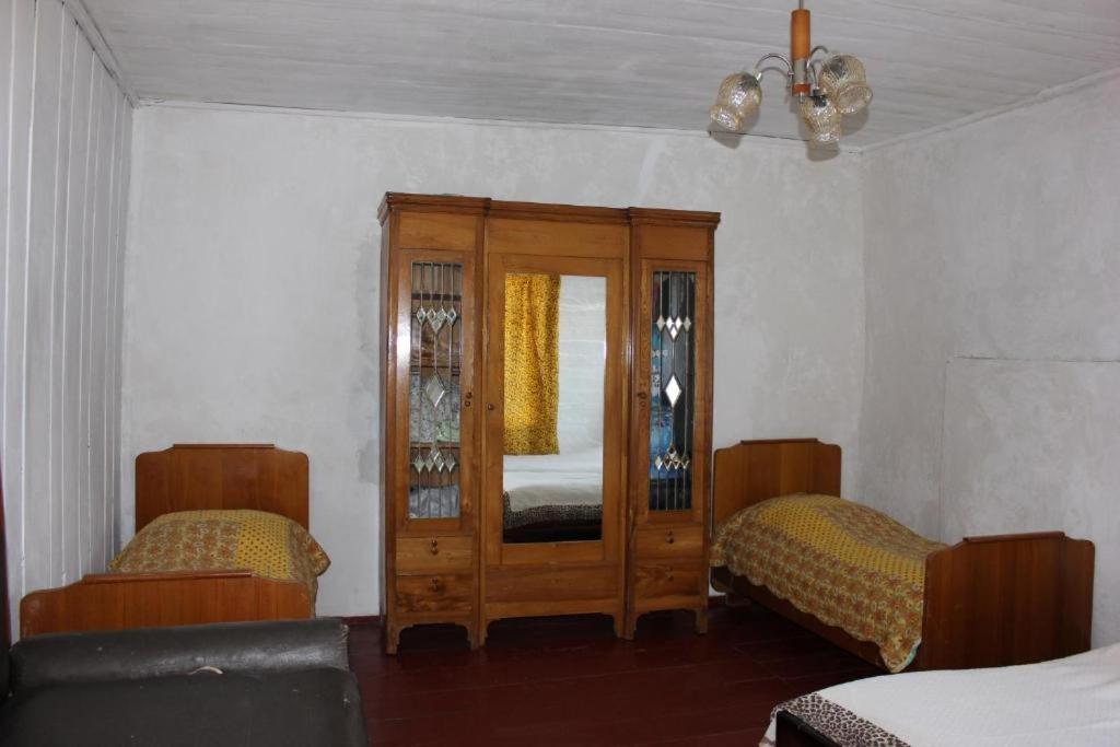 Guest House Elisabeth Adishi Exterior foto